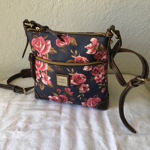 DOONEY & BOURKE CROSSBODY BAG